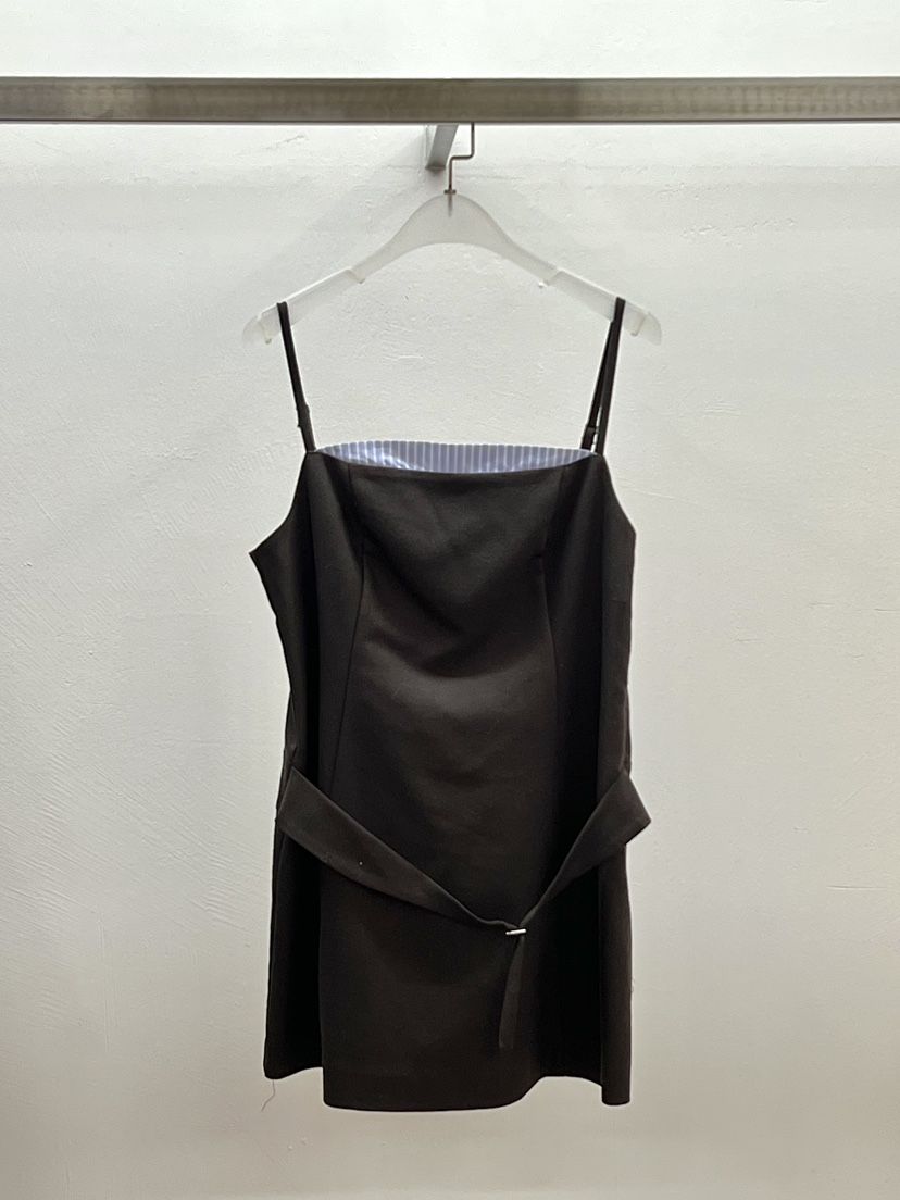 WEARABLE-L韓國直郵㊣女裝新品時尚熱賣推薦人氣休閑連衣裙WEARABLE連衣裙
