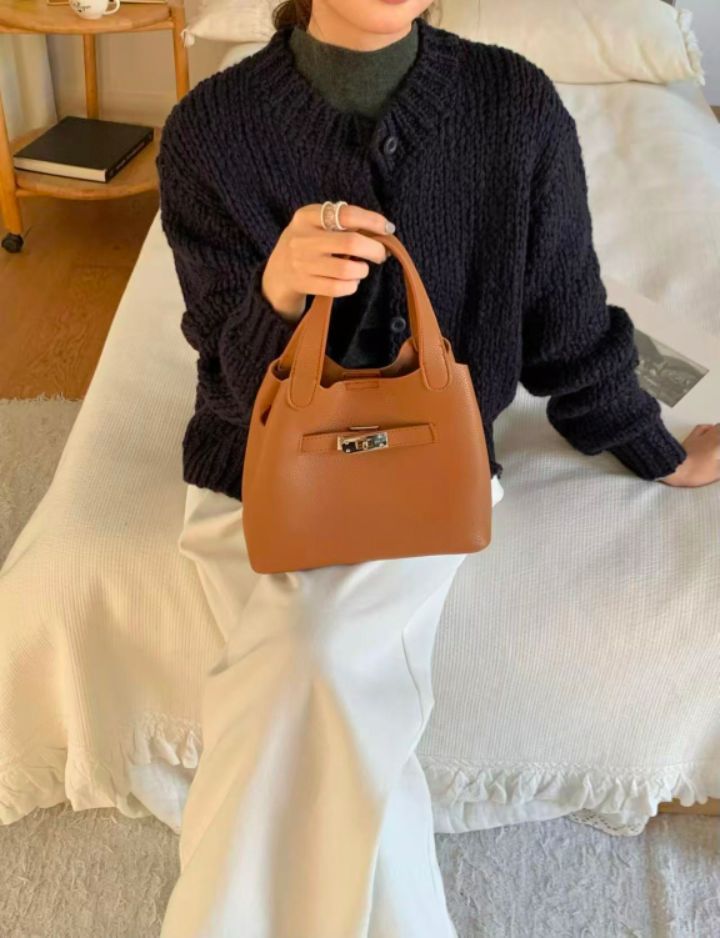 TROUVAILLE東大門㊣直郵女士新品時尚25秋冬休閑熱賣手提包TROUVAILLE手提包