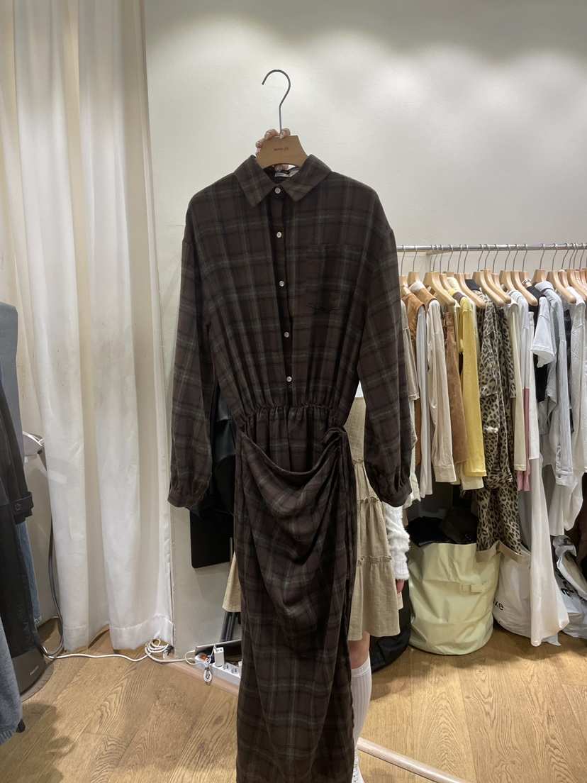 AUVERFIT東大門㊣直郵女裝新品熱賣推薦時尚25秋冬連衣裙格紋AUVERFIT連衣裙