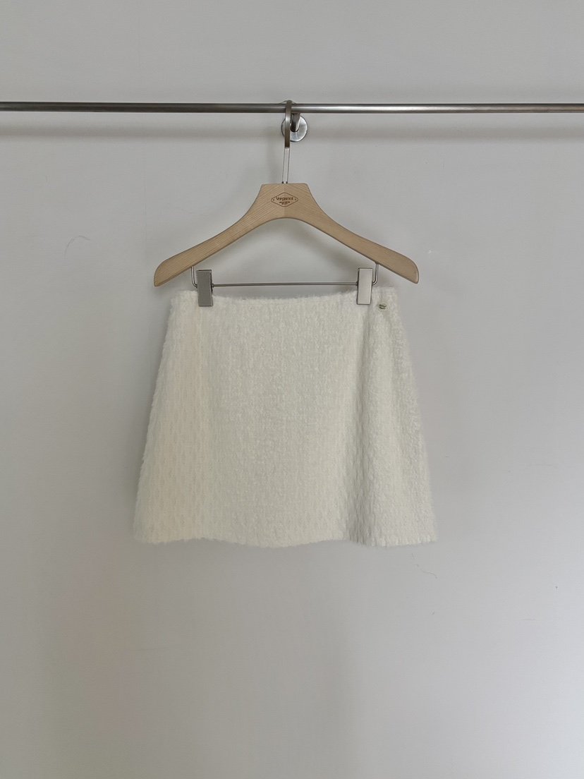 VERGAMOT東大門㊣直郵女士新品真品人氣職業25秋冬時尚短裙VERGAMOT短裙