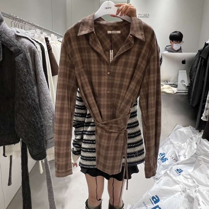 NUESE韓國直郵㊣女士新款人氣時尚25秋冬熱賣襯衫蕾絲衫格紋NUESE襯衫/蕾絲衫