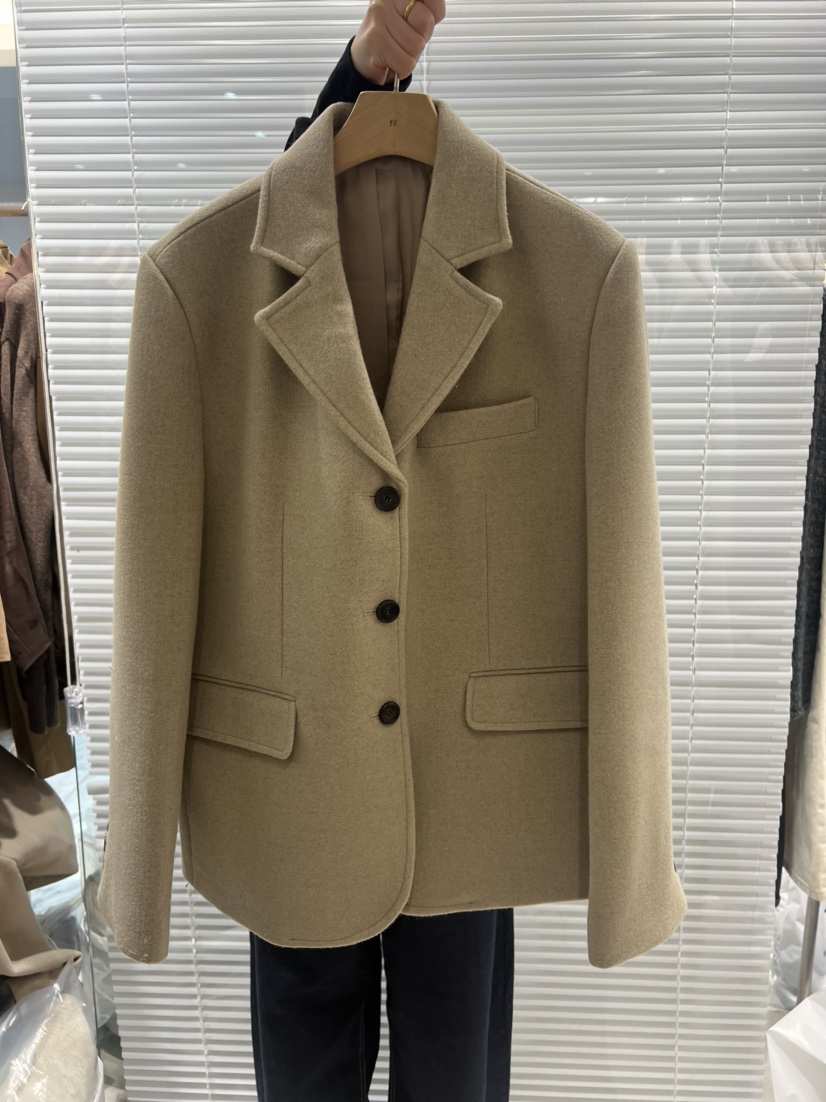 FF東大門㊣實拍女裝新品休閑推薦25秋冬職業熱賣真品人氣夾克FF/SUNDAY夾克