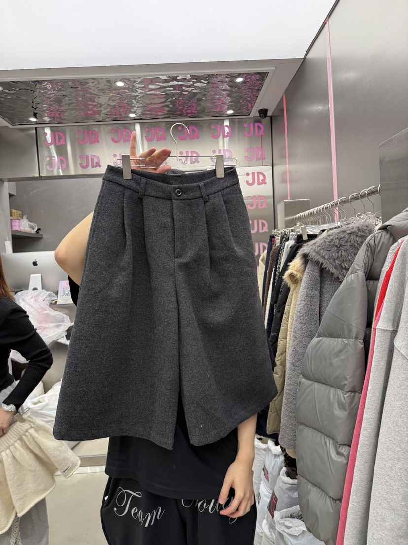 JUDYQUE韓國代購㊣女士新品時尚休閑職業熱賣真品人氣短褲羊毛JUDYQUE短褲