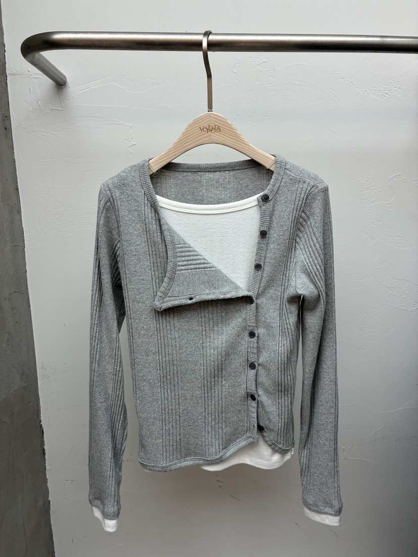 Verbena韓國直郵㊣女士新品熱賣休閑時尚人氣25秋冬長袖T恤Verbena長袖T恤