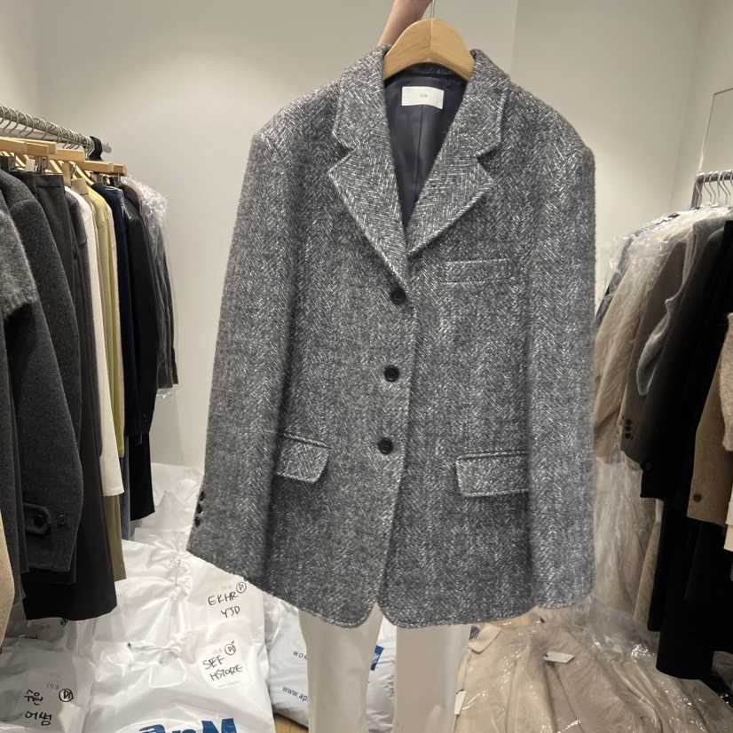 OUR-A東大門㊣直郵女士新品推薦職業人氣短款大衣人字形羊駝OUR-A短款大衣