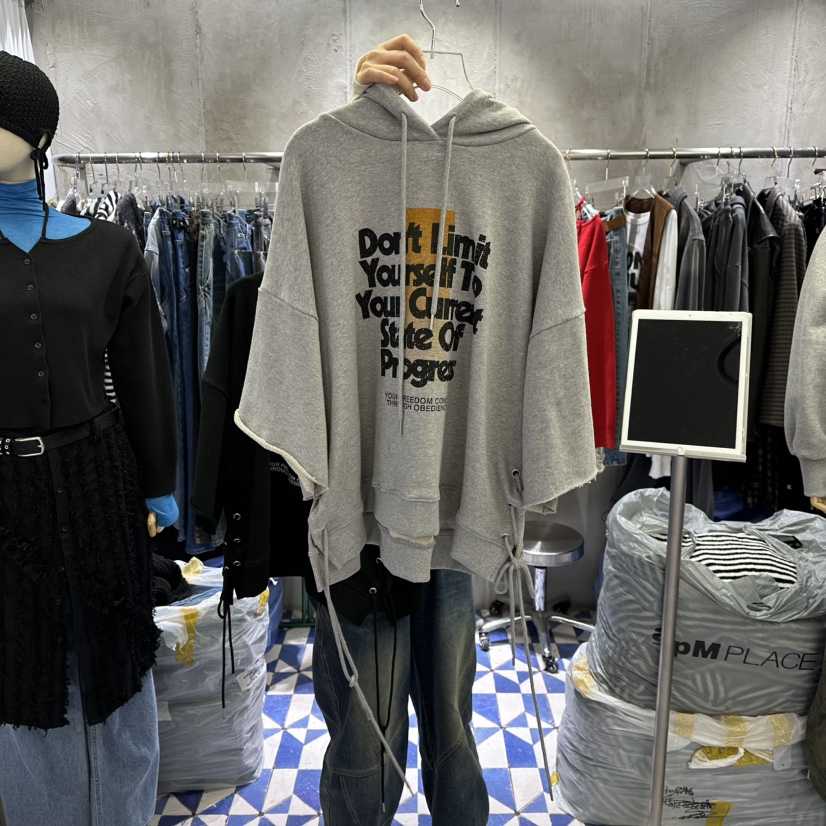 AMOUR東大門㊣代購女裝新品休閑真品職業時尚人氣25秋冬衛衣兜帽AMOUR衛衣