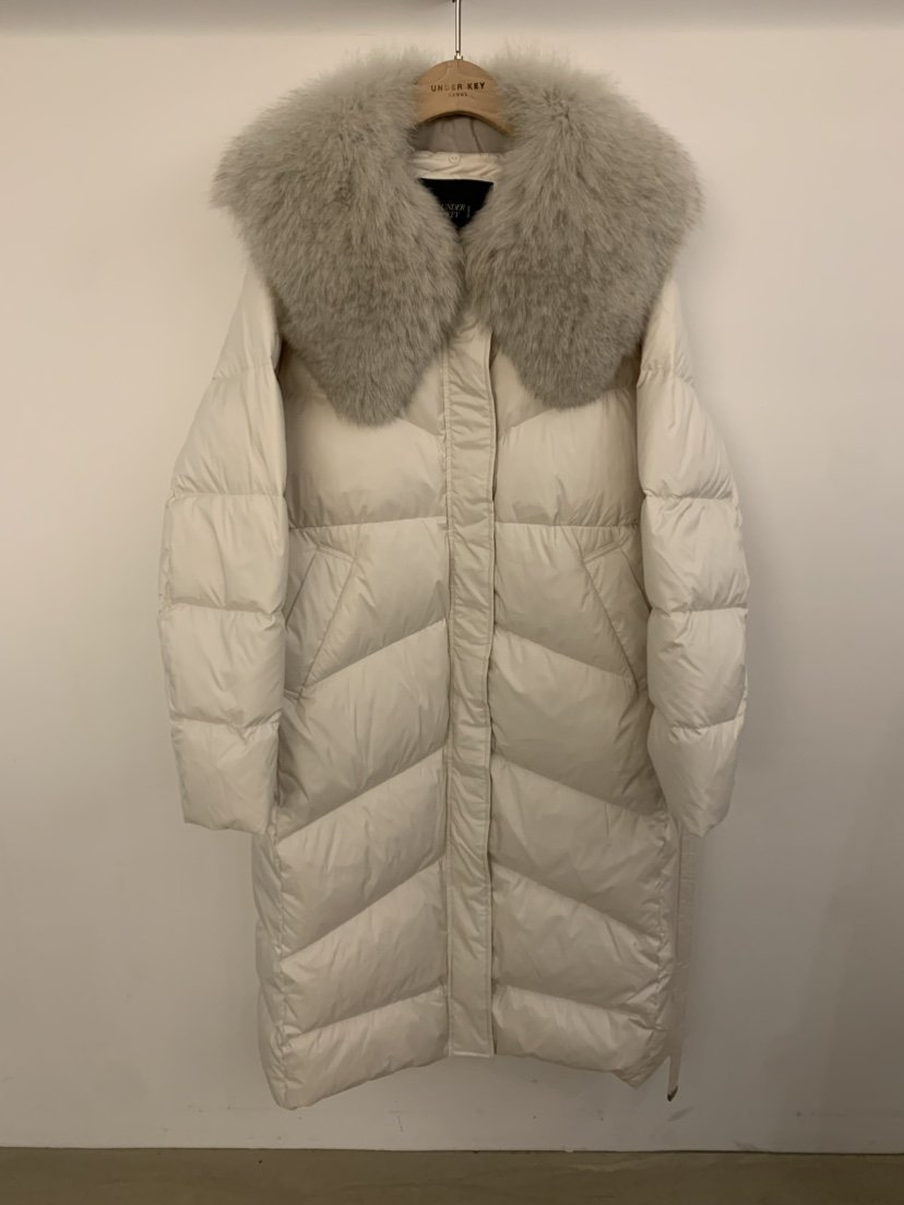 UNDER KEY東大門㊣代購女裝新款時尚推薦長款羽絨服含腰帶UNDER KEY長款羽絨服