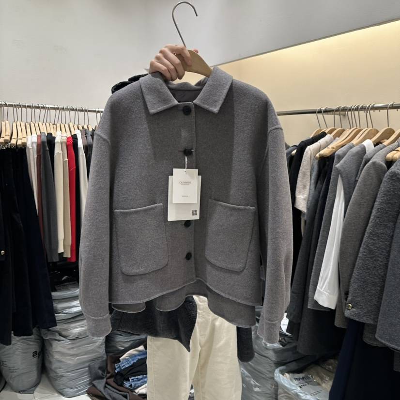 BLUEI-D東大門㊣代購女裝新品25秋冬熱賣職業人氣短款大衣Blue i-d短款大衣