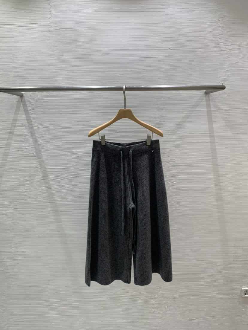 LUCY SALON東大門㊣實拍女裝新品真品休閑人氣時尚熱賣短褲LUCY SALON短褲