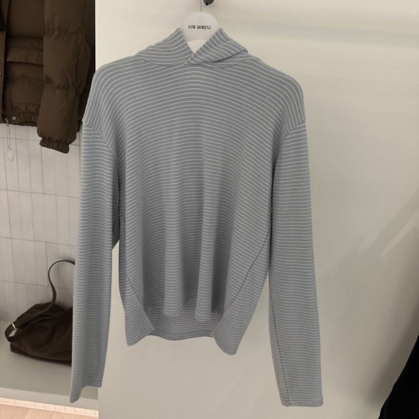 LOW MOMENT韓國直郵㊣女士新款推薦真品25秋冬職業熱賣衛衣LOW MOMENT衛衣