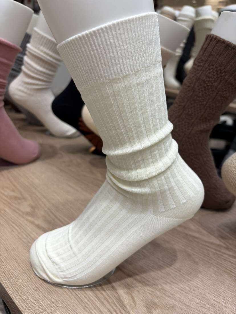 MU:TI韓國直郵㊣女裝新品職業休閑25秋冬推薦人氣時尚熱賣襪子MU:TI襪子