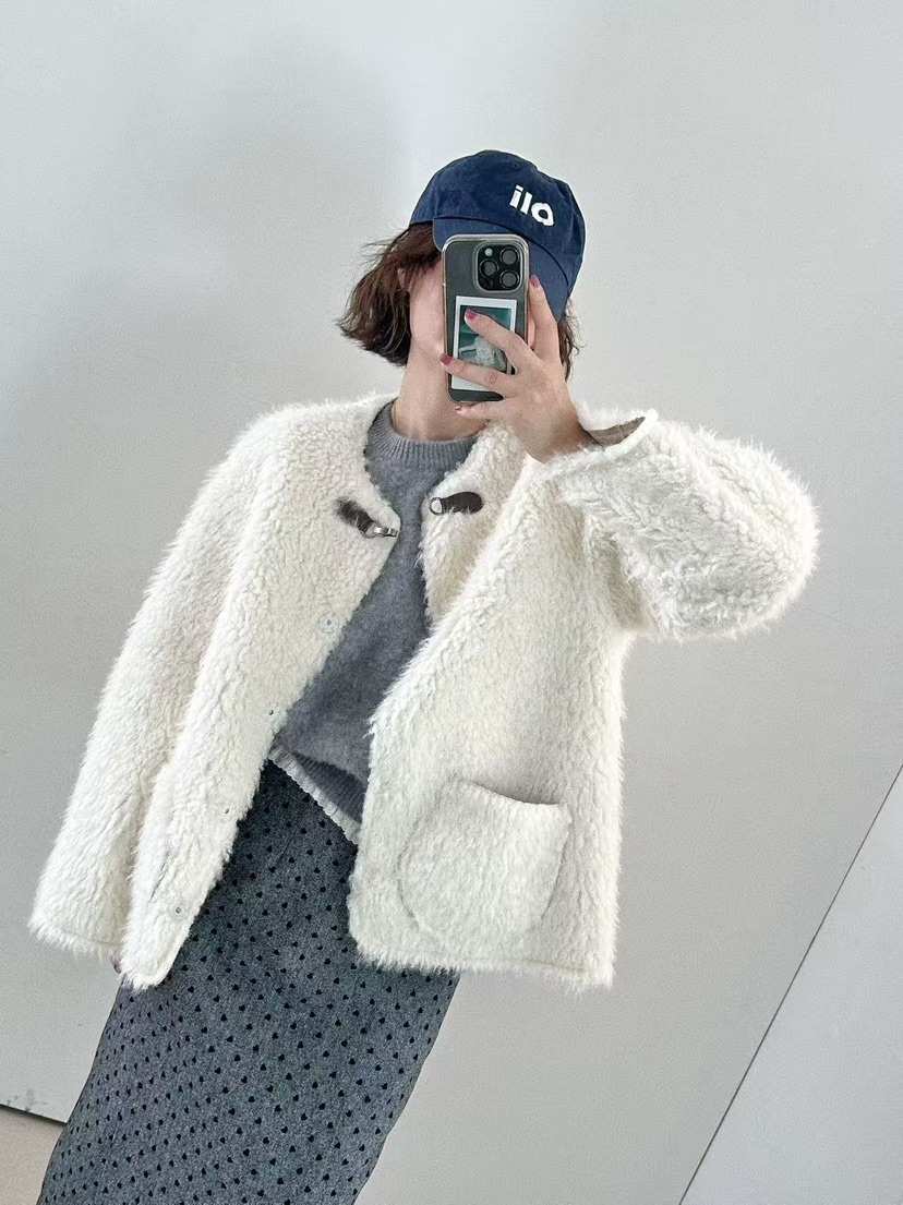 OLI SEOUL東大門㊣代購女士新品休閑熱賣真品推薦時尚夾克OLI SEOUL夾克