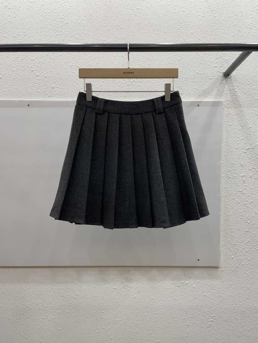 EGGPLANT東大門㊣代購女士新品25秋冬真品時尚休閑熱賣短裙EGGPLANT短裙