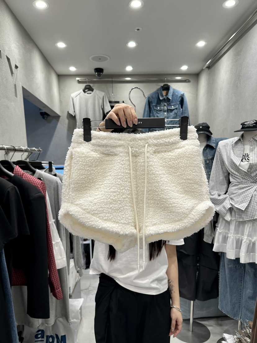 CELEBRITY-A東大門㊣實拍女士新品職業時尚25秋冬真品短褲CELEBRITY-A短褲