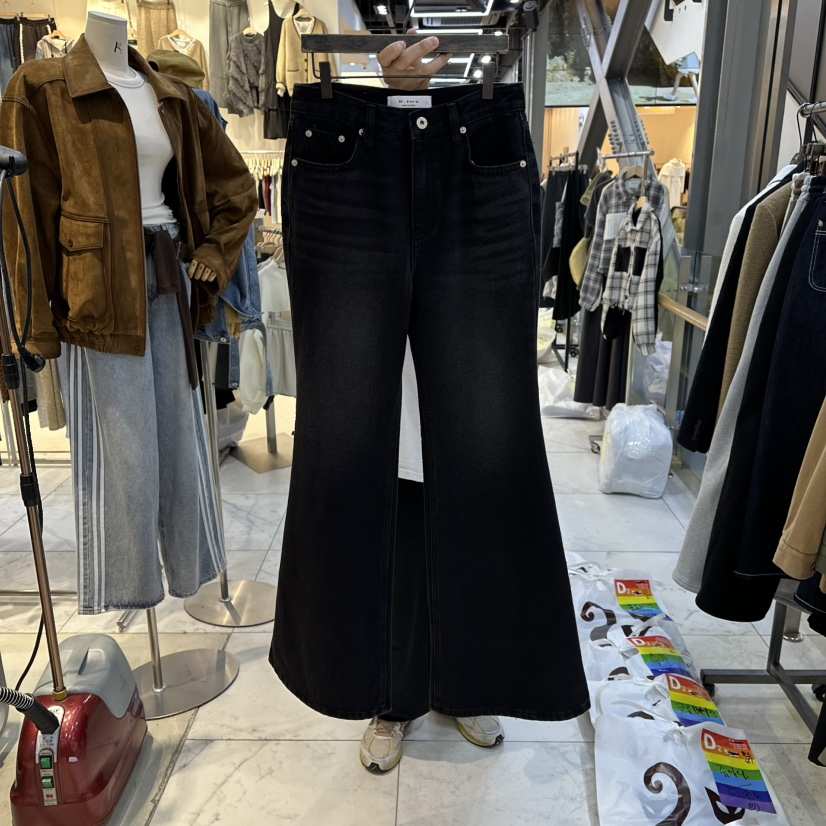 A2/D2韓國直郵㊣女士新款休閑25秋冬人氣熱賣時尚牛仔褲喇叭A2/D2牛仔褲