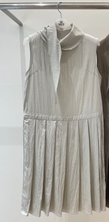 MEET ME東大門㊣直郵女士新款職業推薦熱賣真品休閑連衣裙MEET ME連衣裙