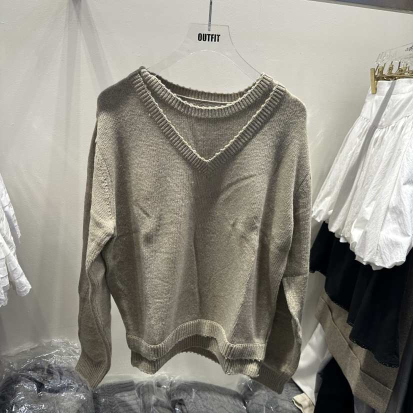 OUTFIT韓國代購㊣女裝新品真品人氣熱賣時尚25秋冬毛衣雙層OUTFIT毛衣