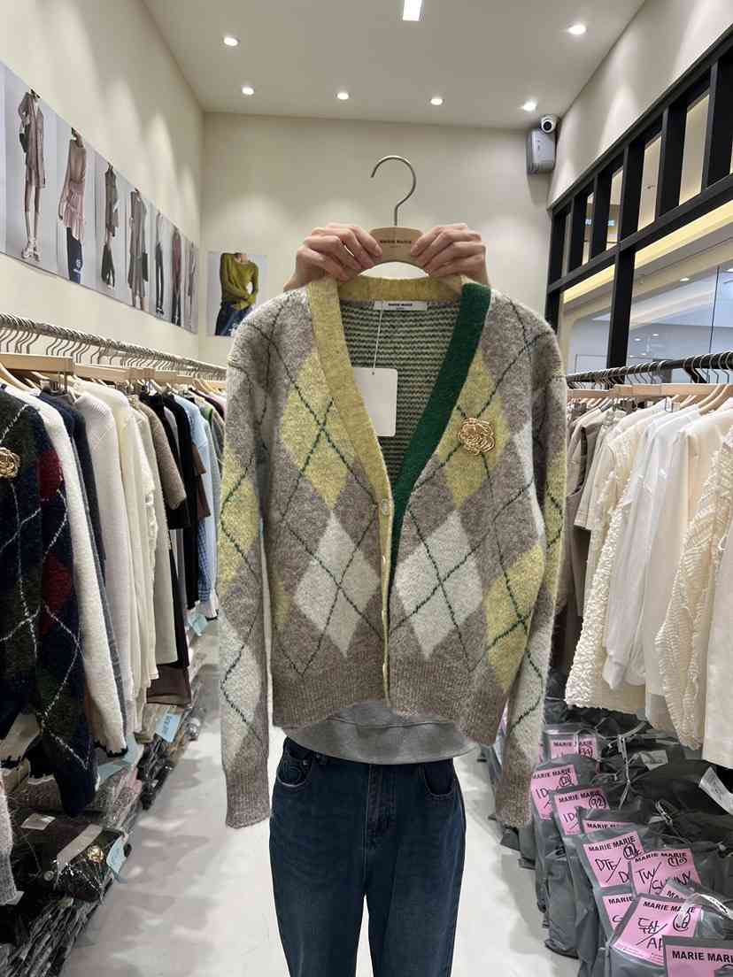 MARIE MARIE東大門㊣實拍女裝新品熱賣真品針織衫不含飾品MARIE MARIE針織衫