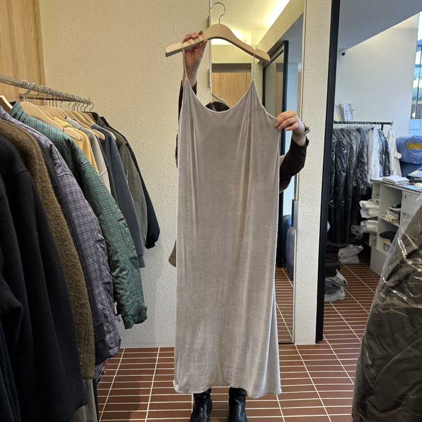 CHOI-L東大門㊣實拍女裝新款人氣25秋冬熱賣連衣裙天鵝絨花朵CHOI連衣裙