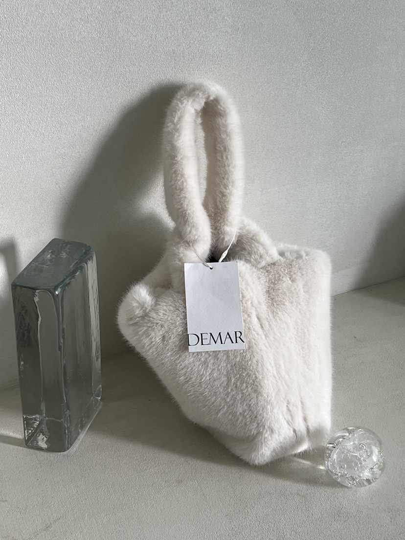 DEMAR東大門㊣直郵女裝新品推薦熱賣25秋冬手拿包腋下包毛皮DEMAR手拿包/腋下包