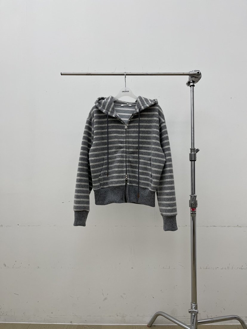 ATMOSPHERE韓國直郵㊣女裝新款休閑職業熱賣衛衣羊毛拉鏈條紋ATMOSPHERE/BLING衛衣