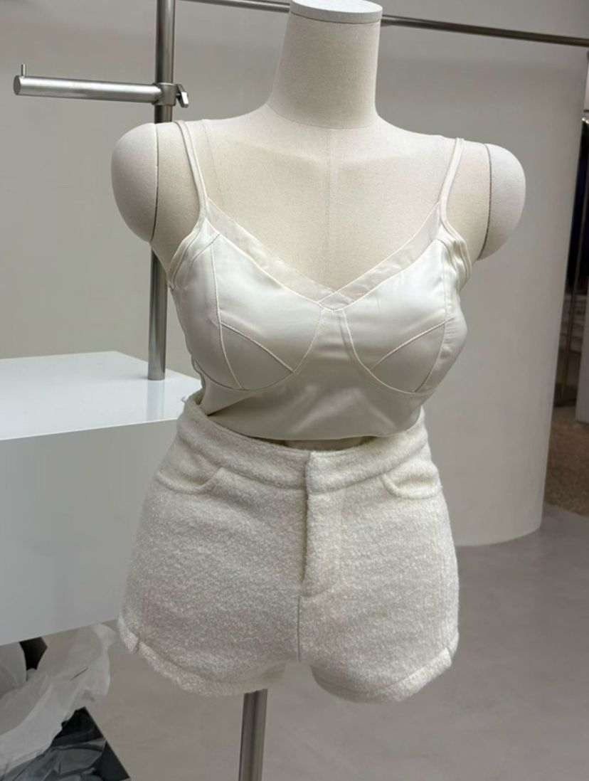 BEIGE GRAY東大門㊣直郵女士新款真品人氣熱賣25秋冬時尚短褲BEIGE GRAY短褲