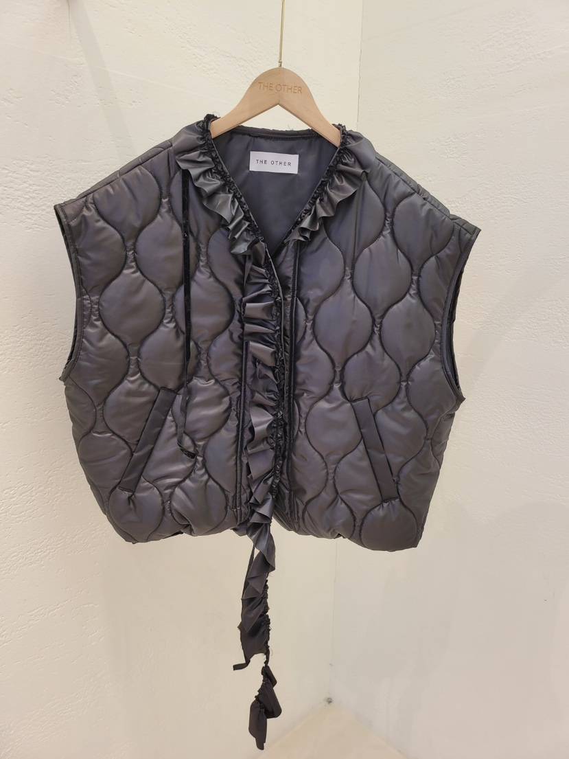 THE OTHER東大門㊣代購女裝新品時尚人氣25秋冬馬甲蕾絲絎縫THE OTHER馬甲