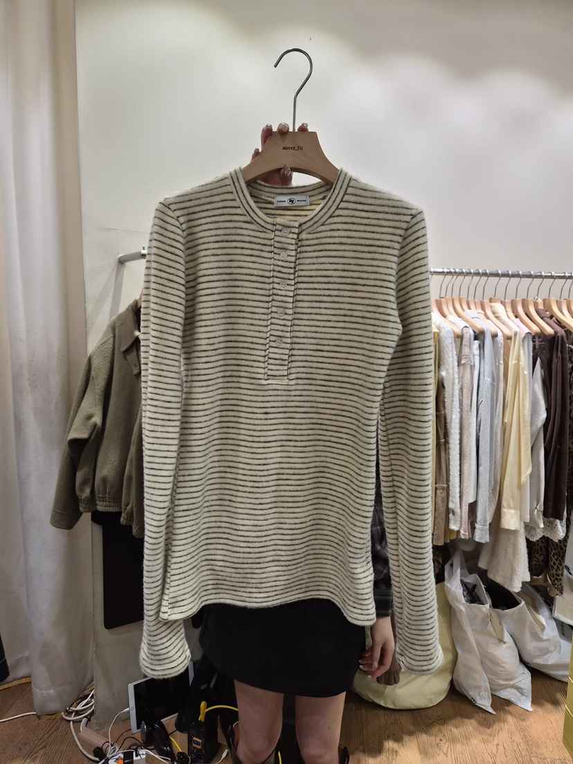 AUVERFIT東大門㊣直郵女士新品職業時尚針織衫安哥拉單排扣AUVERFIT針織衫