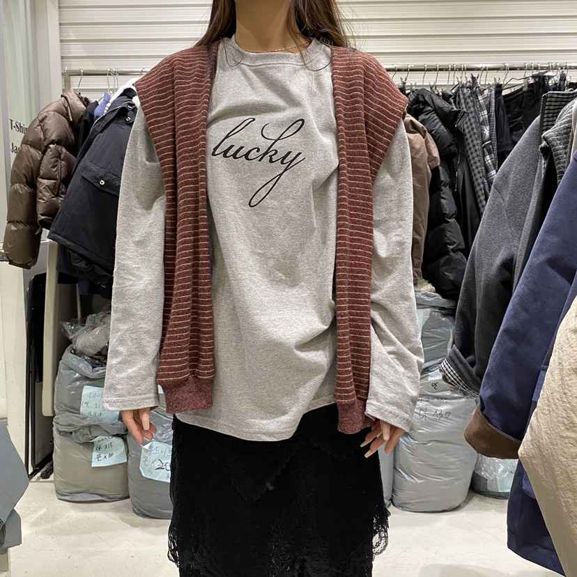 BRICKLANE東大門㊣實拍女裝新款熱賣休閑長袖T恤含圍巾披肩BRICKLANE長袖T恤