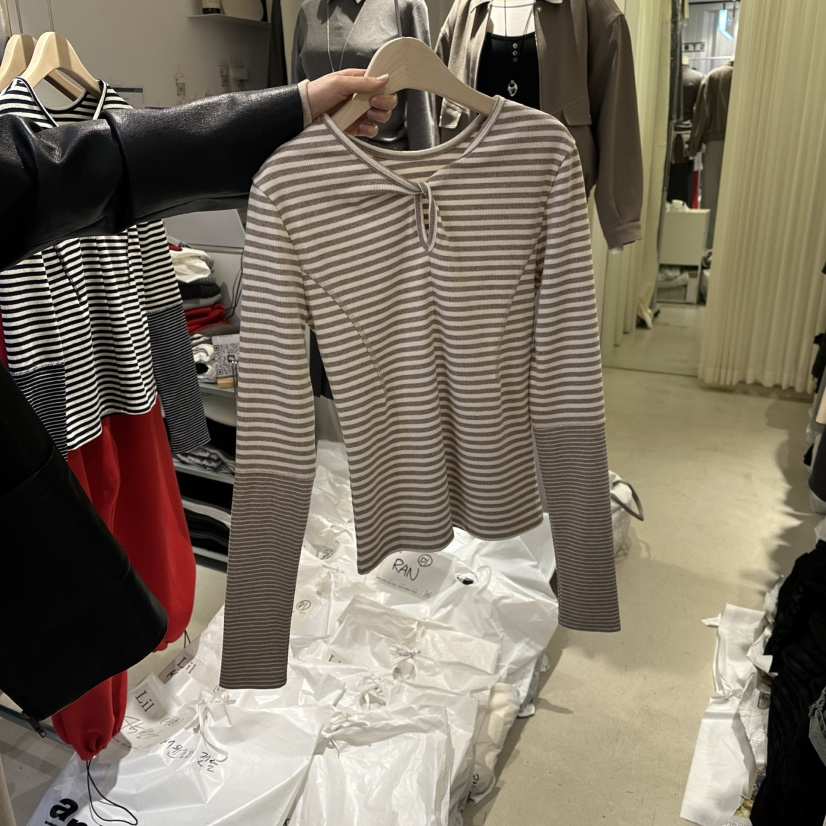 LIL東大門㊣實拍女士新品時尚真品職業25秋冬熱賣推薦長袖T恤LIL長袖T恤