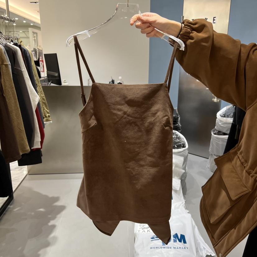 TAKE TEE東大門㊣代購女裝新品真品人氣熱賣吊帶背心不含包TAKE TEE吊帶/背心