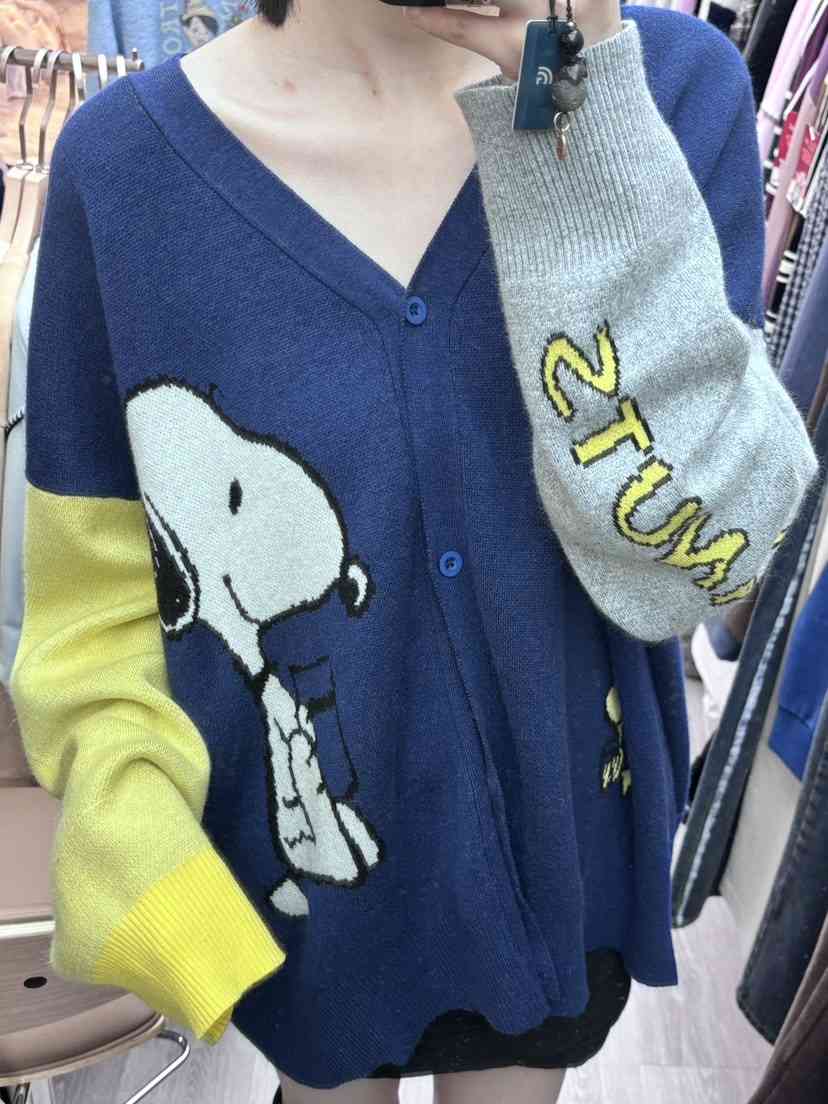 STICK WITH東大門㊣直郵女士新款真品推薦針織衫史努比開衫STICK WITH針織衫