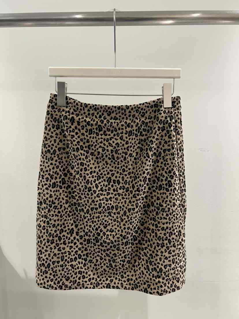 MENTOR東大門㊣代購女士新品熱賣人氣真品職業時尚推薦短裙MENTOR短裙