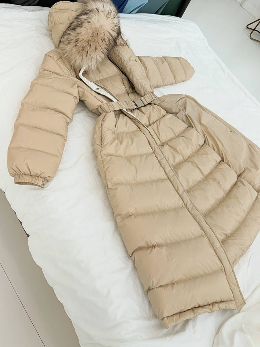 DAZE東大門㊣實拍女裝新品熱賣休閑長款羽絨服含腰帶拼色浣熊LAVIEU長款羽絨服