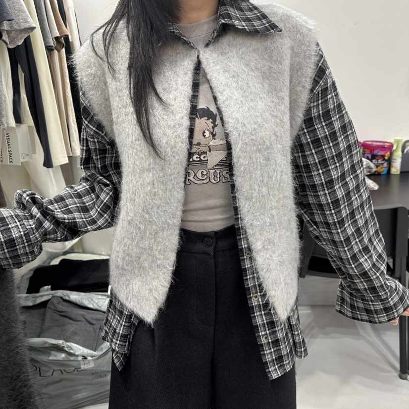 VISUAL SPACE東大門㊣實拍女裝新品推薦熱賣馬甲羊駝毛開衫VISUAL SPACE馬甲