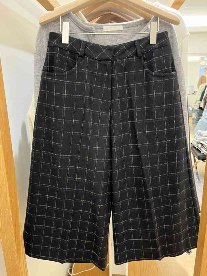 TIZZI韓國直郵㊣女裝新品職業休閑真品推薦人氣熱賣25秋冬短褲TIZZI短褲