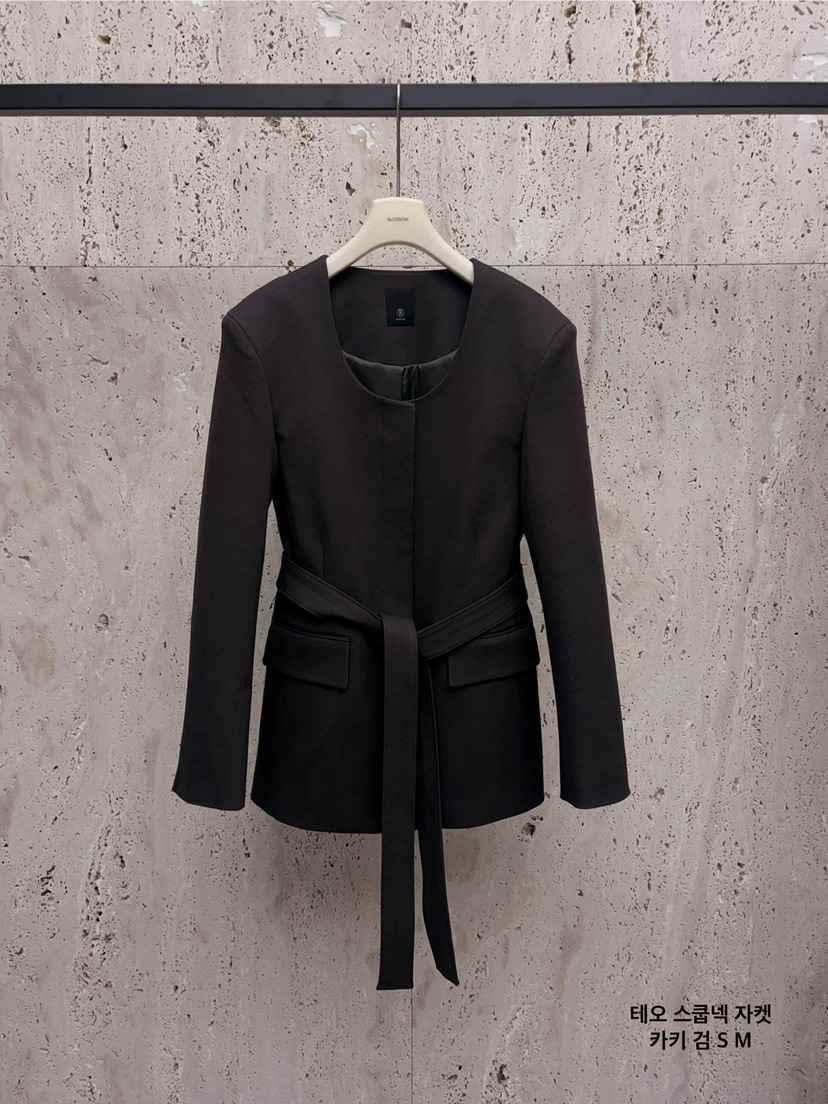 BLOSSOM東大門㊣代購女裝新品真品休閑推薦時尚夾克含腰帶圓領BLOSSOM夾克