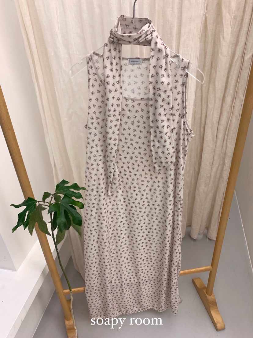 SOAPYROOM東大門㊣實拍女裝新款職業人氣熱賣時尚連衣裙含圍巾SOAPYROOM連衣裙