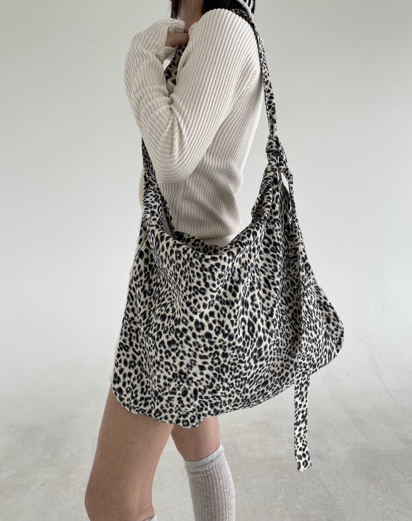 REIZ韓國代購㊣女裝新品職業休閑真品熱賣推薦時尚單肩斜跨包REIZ單肩/斜跨包