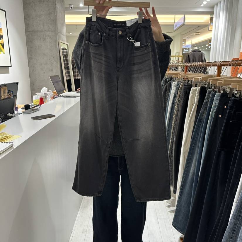 GRAYMELLOW韓國代購㊣女裝新品25秋冬人氣時尚熱賣職業牛仔褲GRAYMELLOW牛仔褲