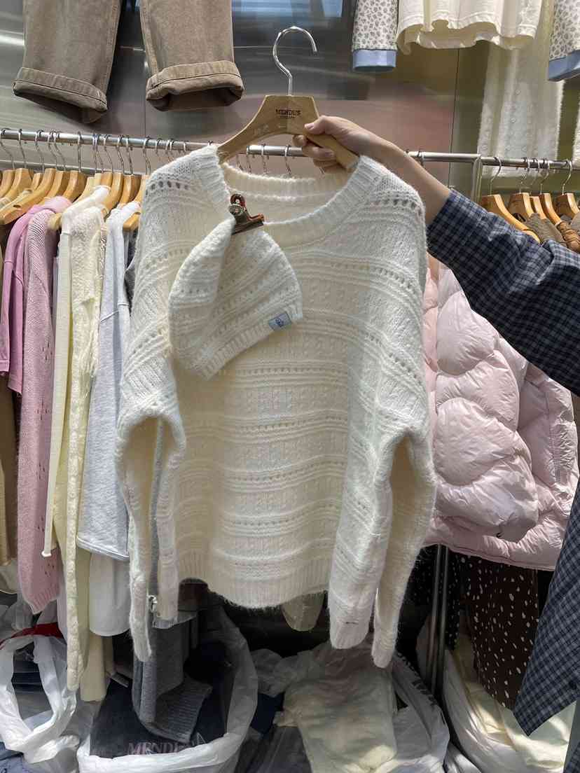 MENDL S韓國直郵㊣女裝新品真品推薦人氣針織衫含帽子套裝MENDL S針織衫