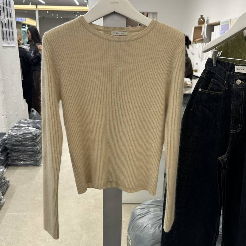 HELVETICA東大門㊣直郵女士新款時尚職業針織衫不含圍巾羅紋HELVETICA針織衫