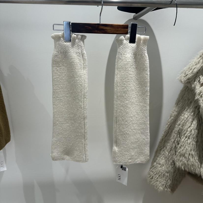 AGO東大門㊣代購女裝新款真品熱賣時尚推薦人氣休閑25秋冬手套AGO手套