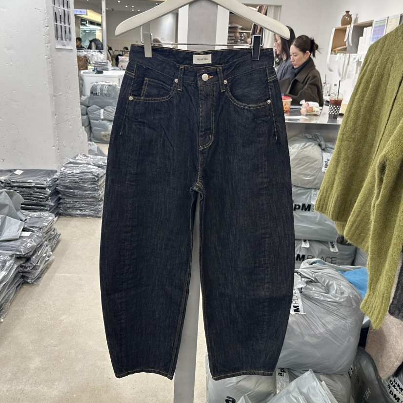 HELVETICA東大門㊣直郵女裝新款時尚休閑熱賣人氣牛仔褲拉絨HELVETICA牛仔褲