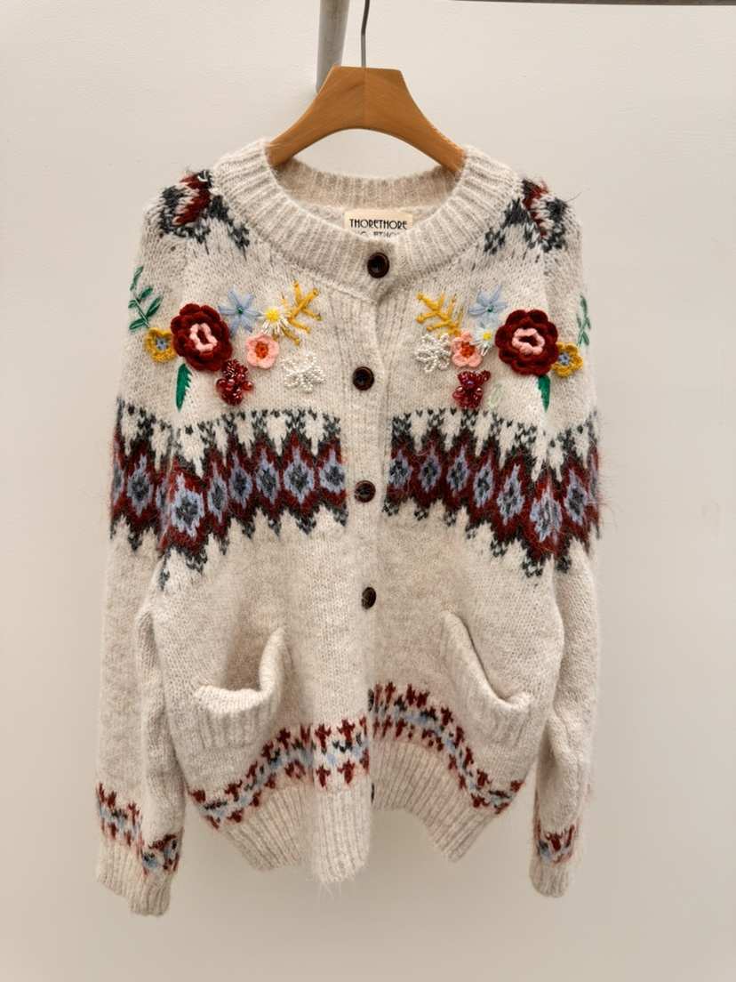 THORE東大門㊣直郵女士新品真品休閑推薦人氣25秋冬毛衣貼花THORE毛衣