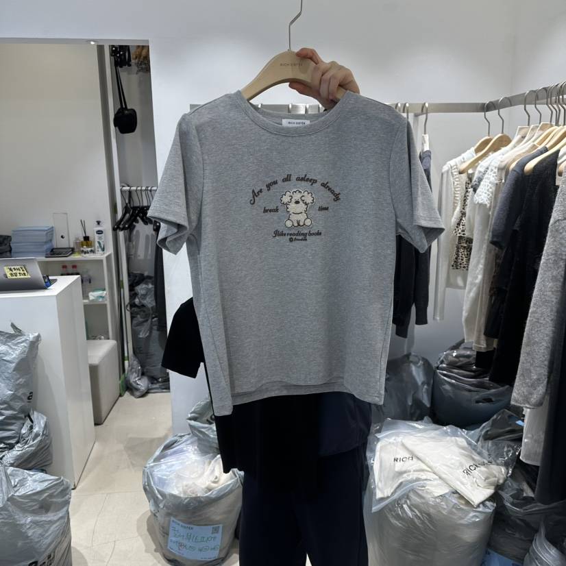 RICH SISTER東大門㊣實拍女士新款25秋冬人氣熱賣時尚休閑T恤RICH SISTERT恤