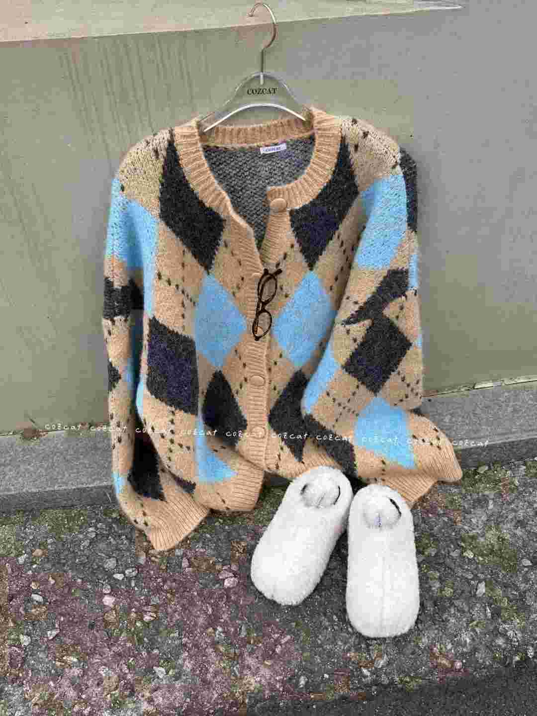 COZCAT-코즈켓-T東大門㊣代購女裝新品人氣25秋冬針織衫開衫COZCAT針織衫