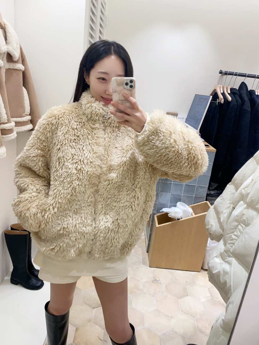 LOVE ROSIE韓國代購㊣女士新品25秋冬真品休閑短款大衣皮草LOVE ROSIE短款大衣