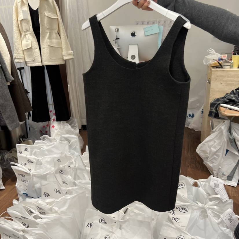 UNDERSTANDING韓國直郵㊣女裝新款25秋冬休閑人氣職業連衣裙UNDERSTANDING連衣裙