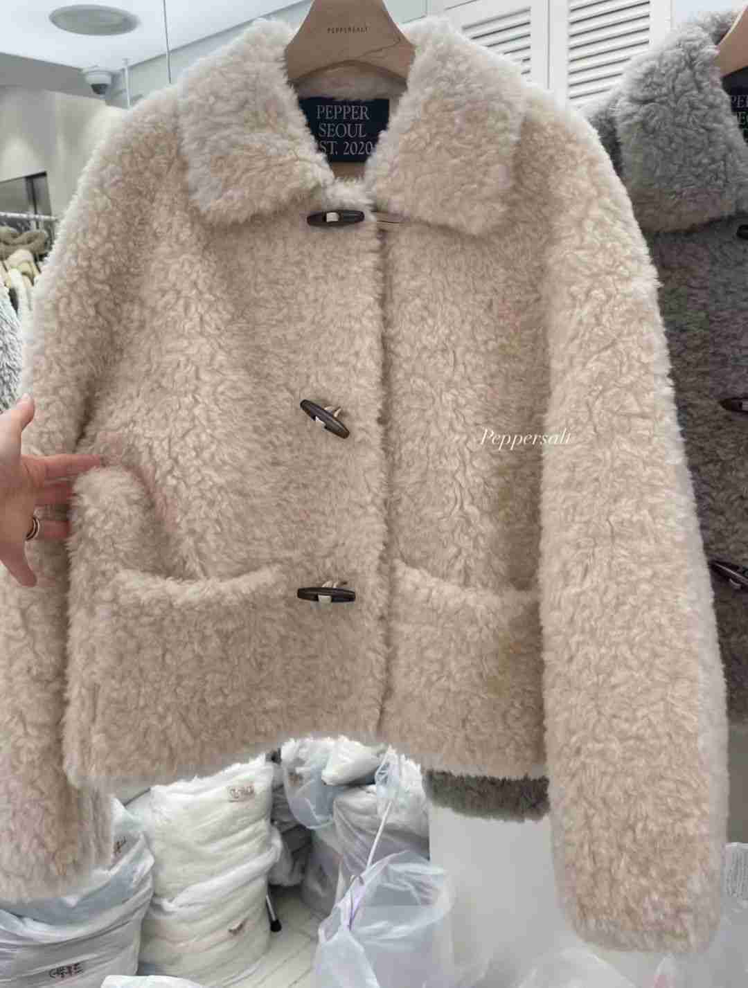 PEPPER 페페韓國直郵㊣女裝新品人氣職業短款大衣抓絨保暖PEPPER-SEOUL短款大衣